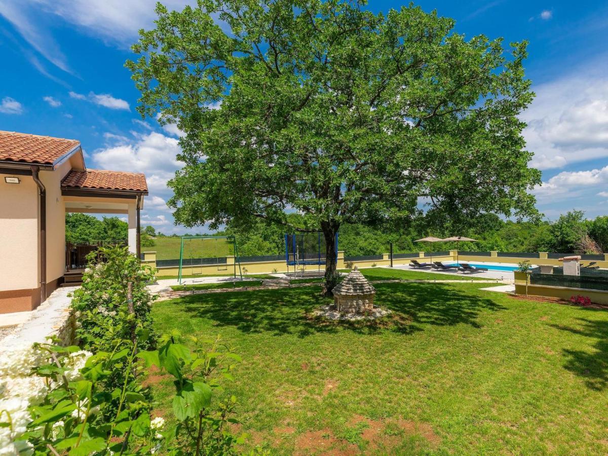 Holiday Home Villa Aniva Žminj Exterior foto
