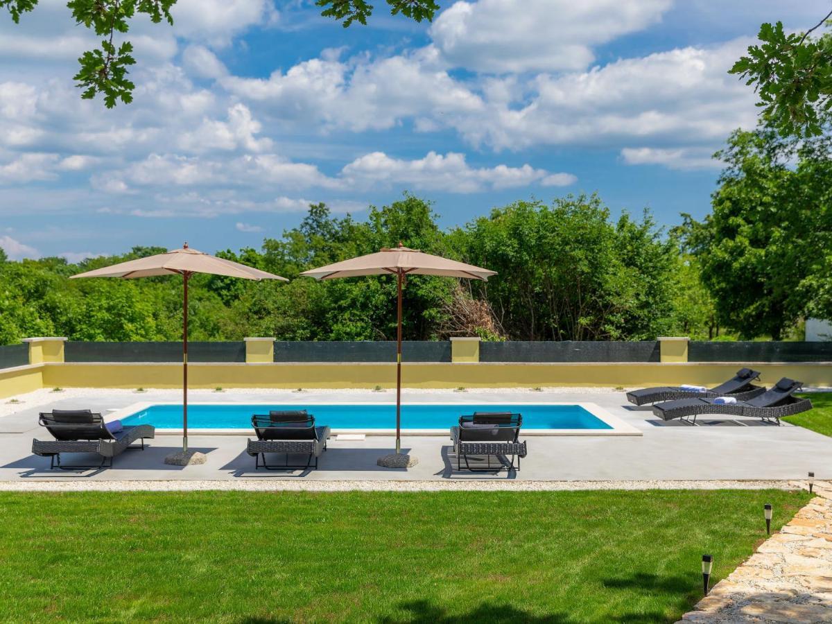 Holiday Home Villa Aniva Žminj Exterior foto